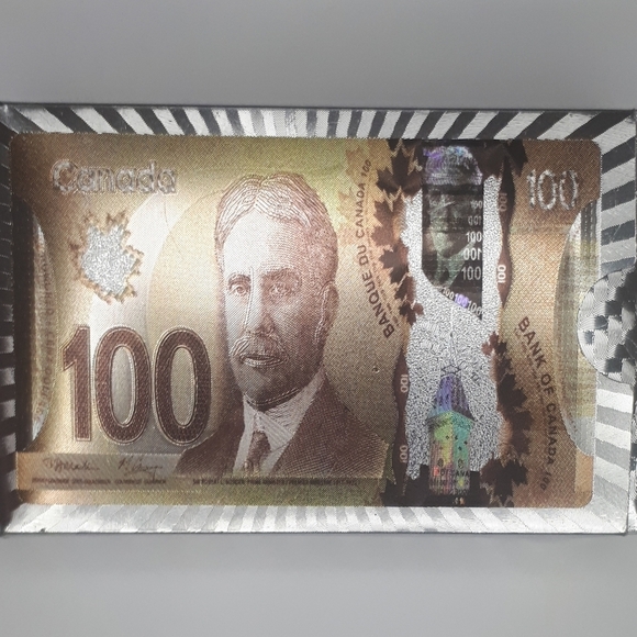 🛍 Gold And Silver Tone Canadian One Hundred Dollar Bill Playing Cards 54 Cards - Picture 1 of 5